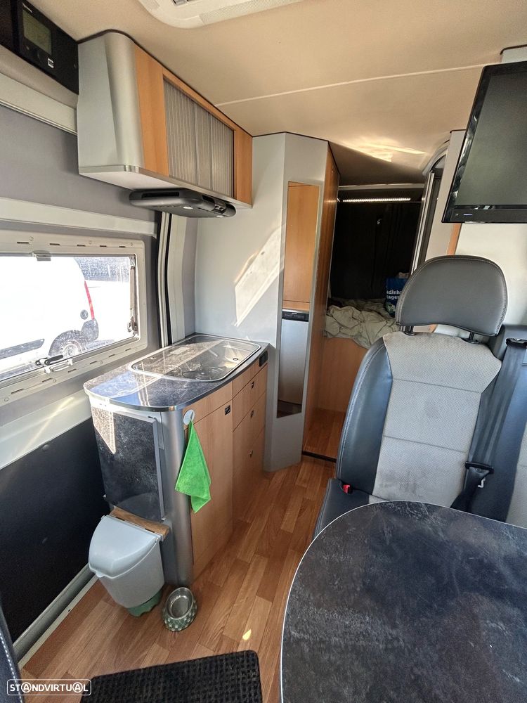 Peugeot Boxer 2.0 BLUE HDI - 13