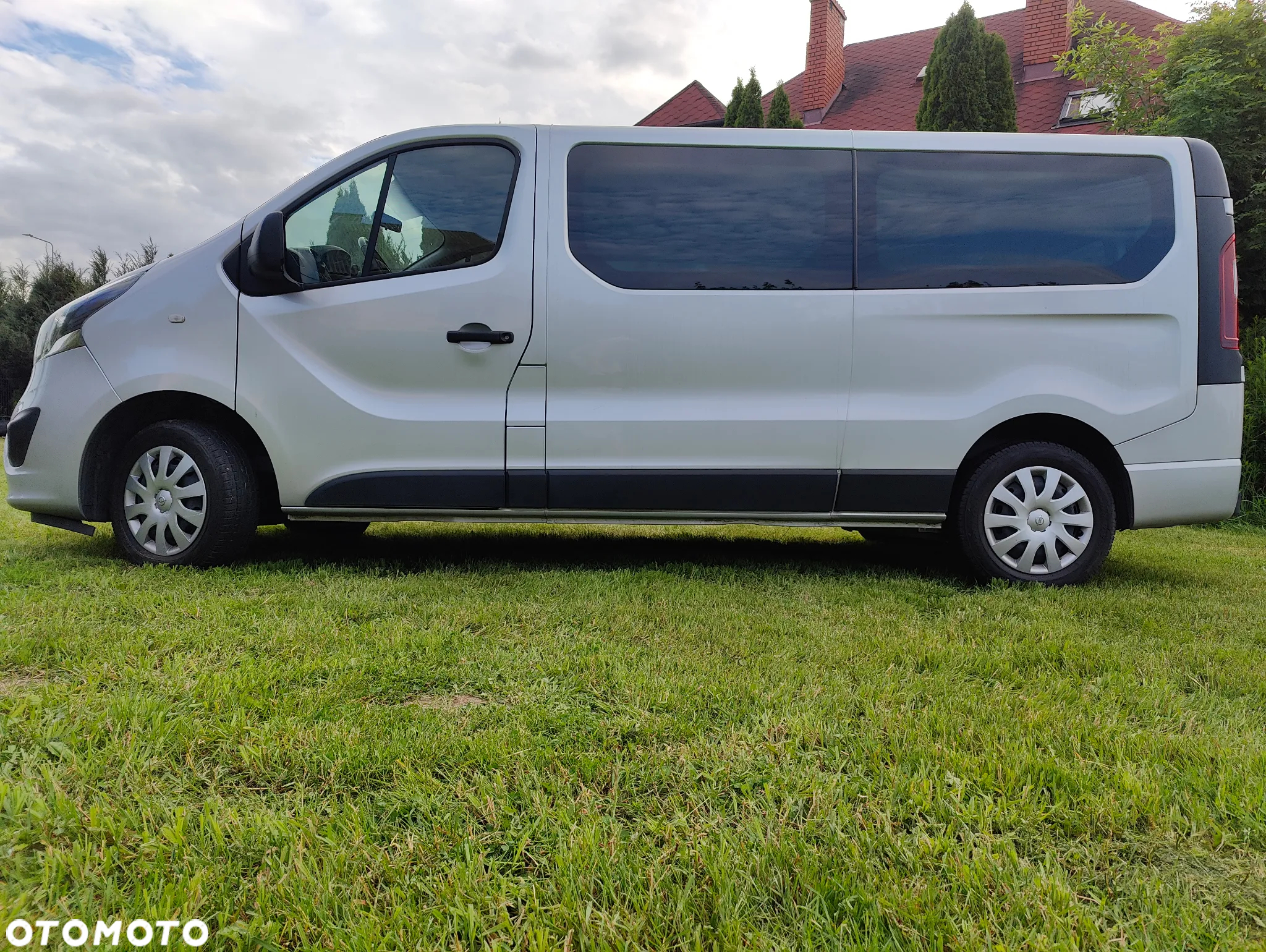Opel Vivaro L2H1 2,9t Edition Elegance - 9