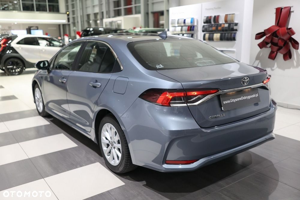 Toyota Corolla - 5