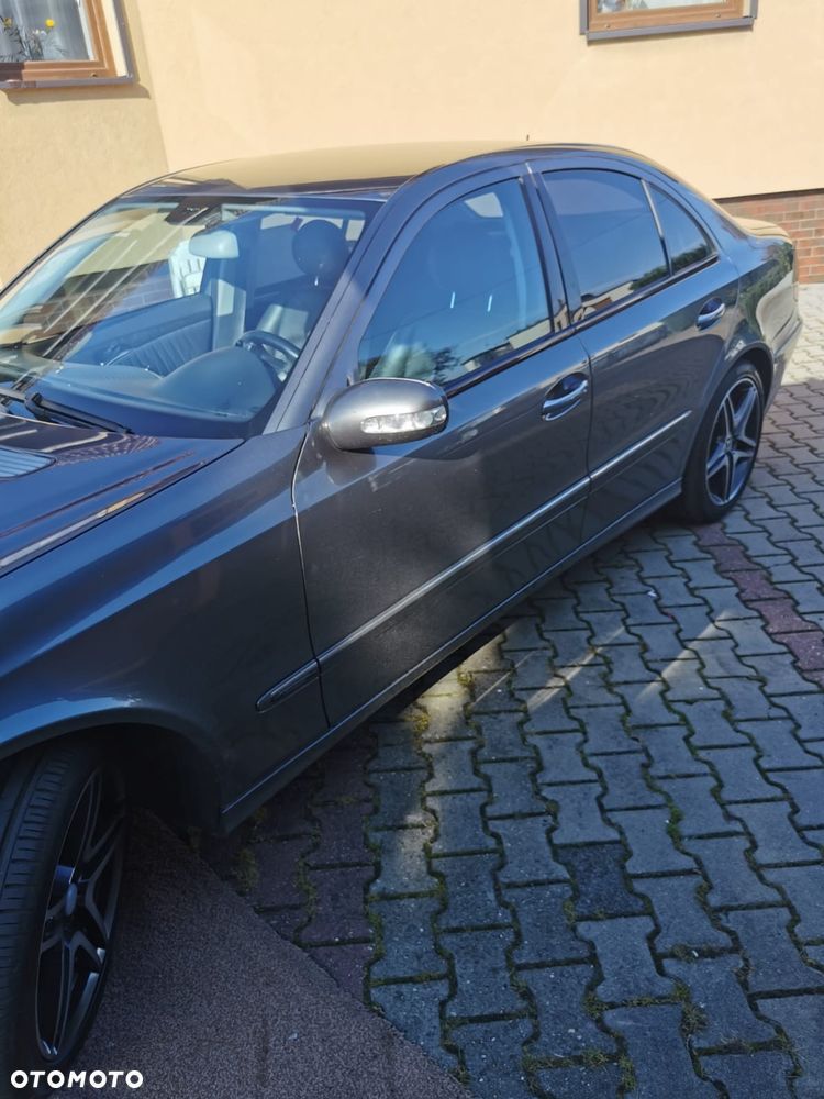 Mercedes-Benz Klasa E 320 CDI Avantgarde - 22