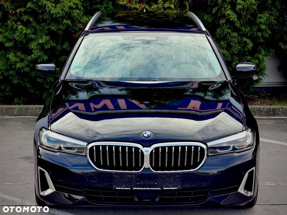 BMW Seria 5 540d xDrive mHEV Luxury Line - 3