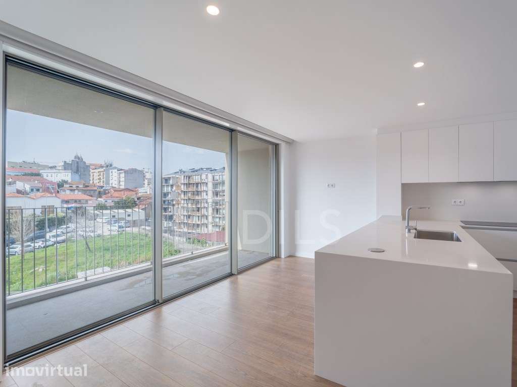 Penthouse T2+1 com terraço e garagem, no Porto - Grande imagem: 5/53