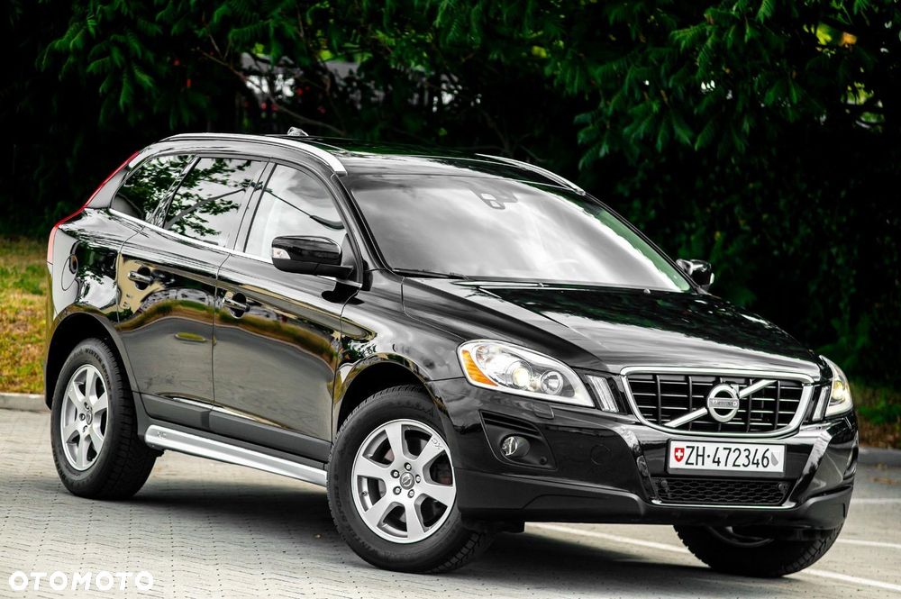 Volvo XC 60 D5 AWD Momentum - 1
