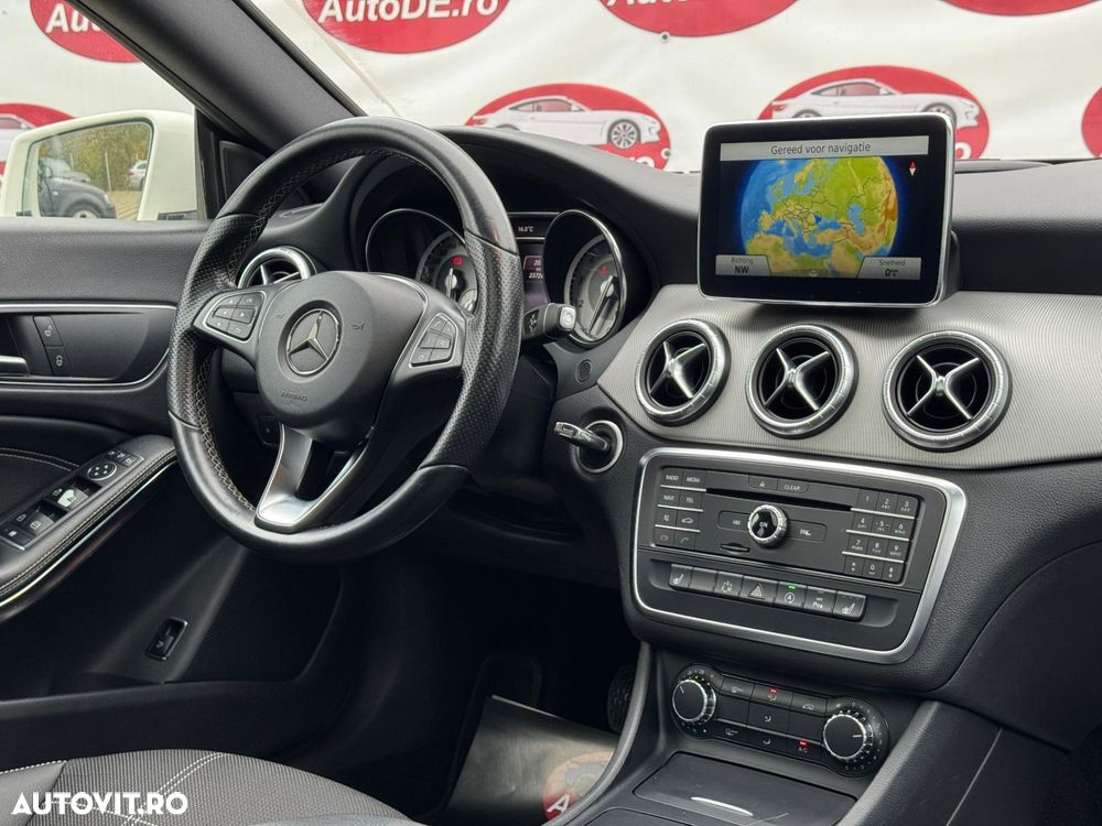 Mercedes-Benz CLA 180 - 8