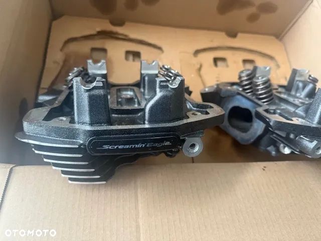 Głowice Cylindry wałek rozrządu Pompa oleju przepusnica Zestaw góry silnika 121'' - 2