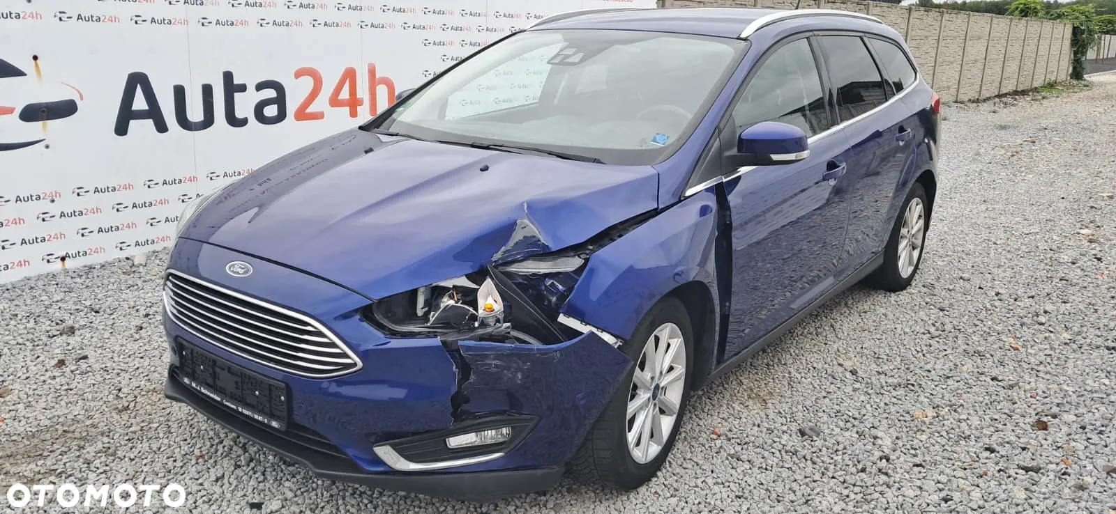 Ford Focus Turnier 1.0 EcoBoost Start-Stopp-System Titanium - 4