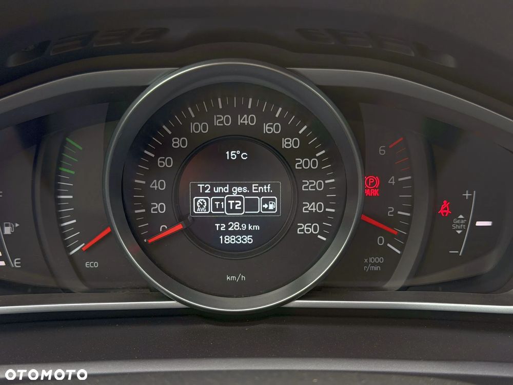 Volvo V40 Cross Country D3 Summum - 20