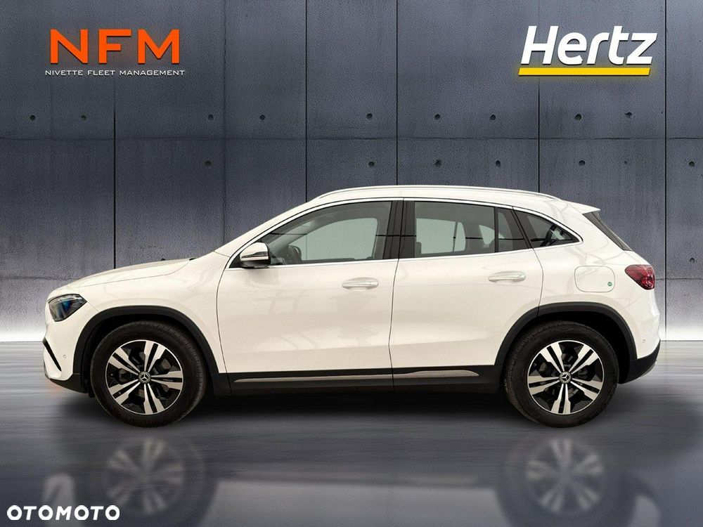 Mercedes-Benz GLA 200 - 6