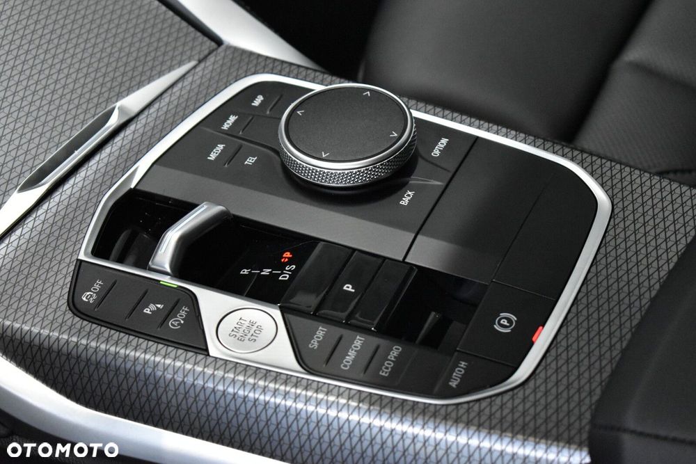 BMW Seria 2 220i M Sport - 22