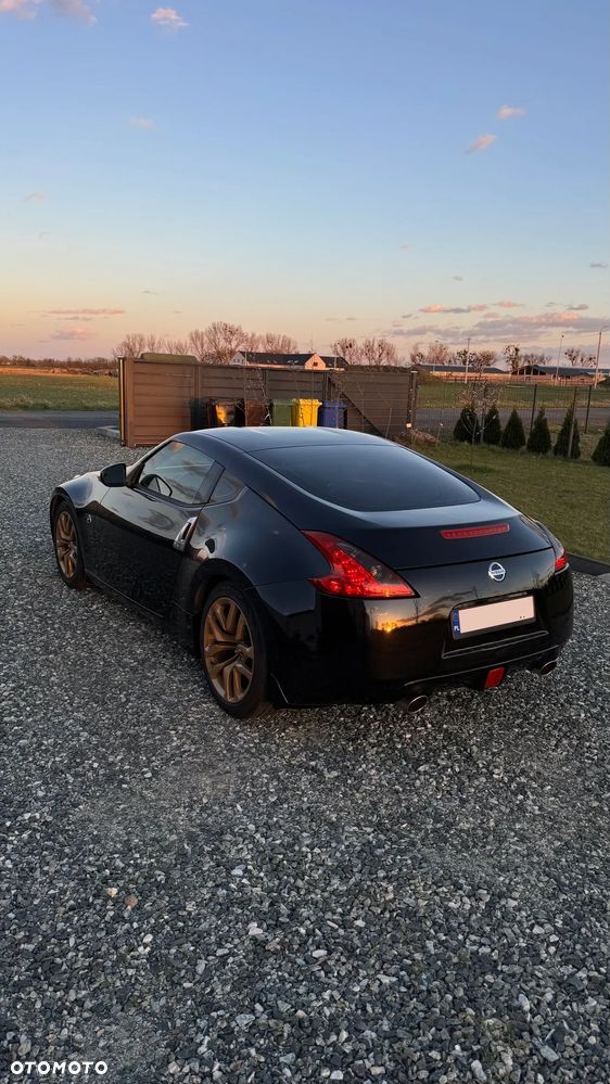 Nissan 370 Z - 5