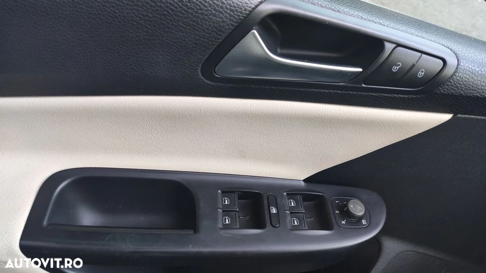 Volkswagen Passat Variant 2.0 TDI DPF DSG Individual - 22