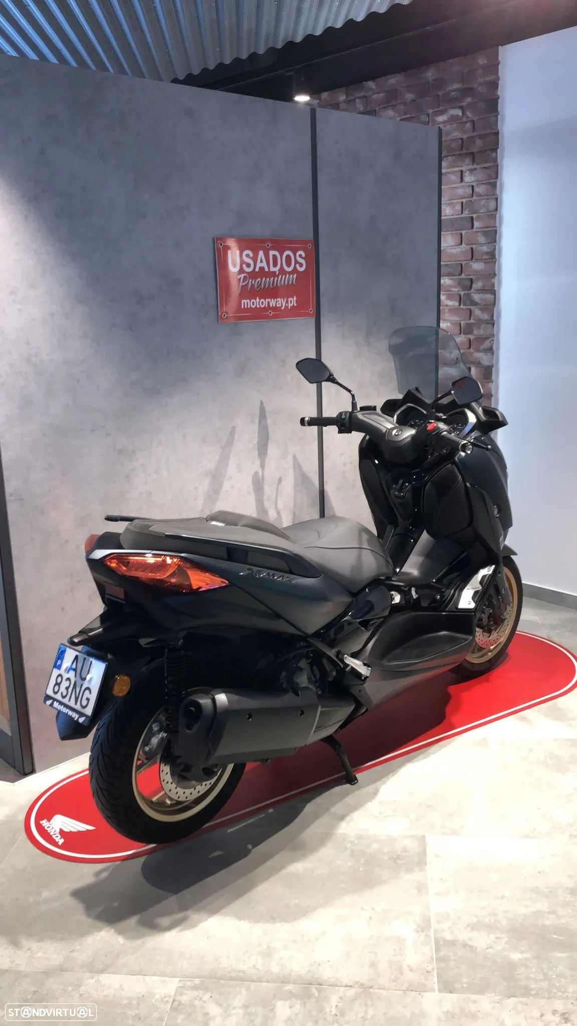 Yamaha X-Max - 3