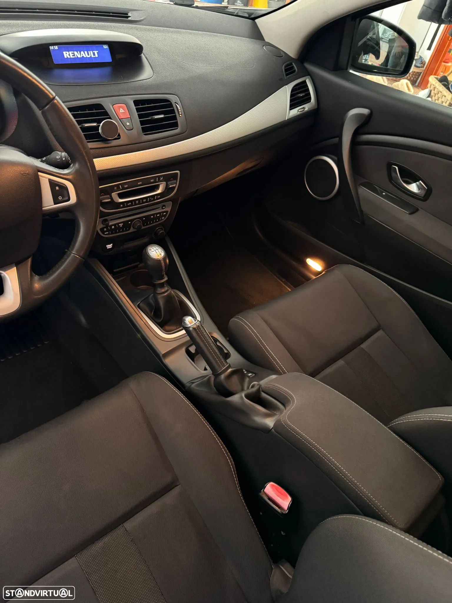 Renault Mégane 1.5 dCi Dynamique - 10
