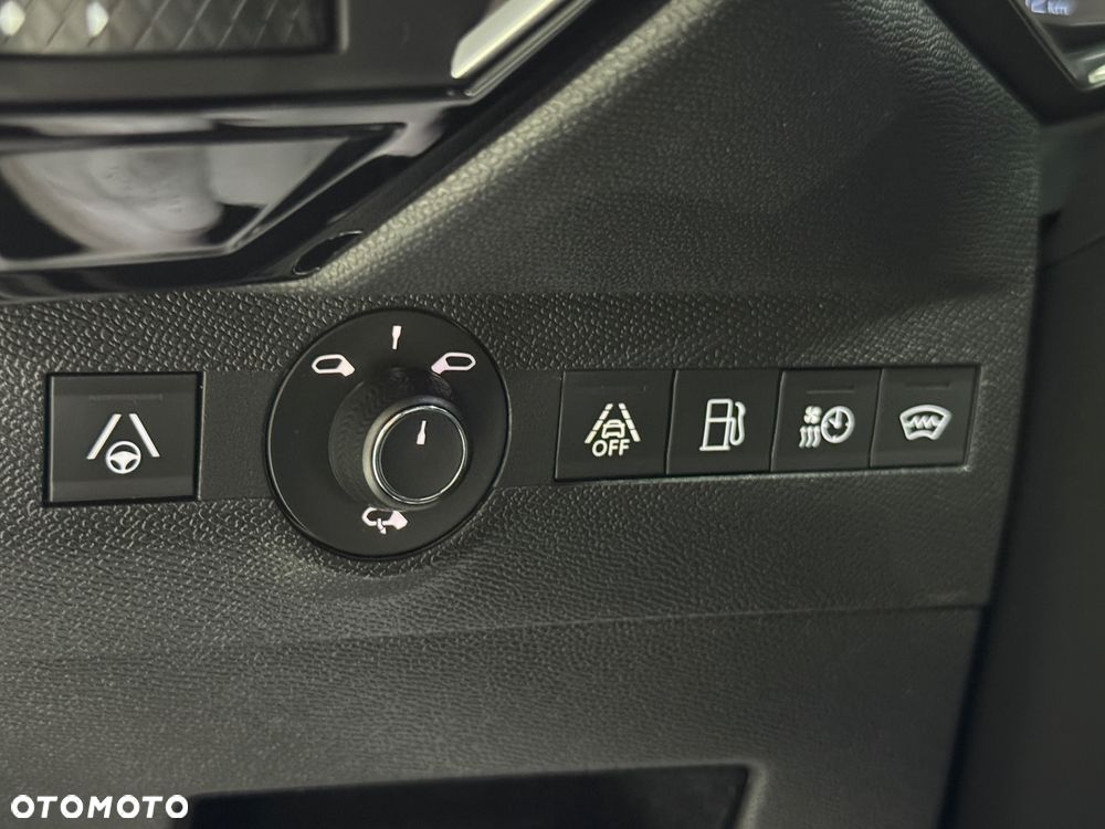 DS Automobiles DS 7 Crossback 1.6 E-Tense Performance Line + - 40