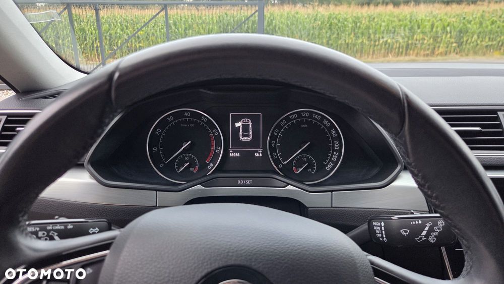 Skoda Superb 1.8 TSI Ambition - 12