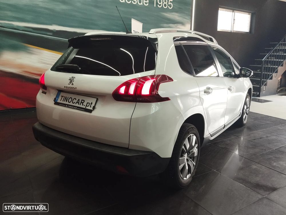 Peugeot 2008 1.2 PureTech Style - 5