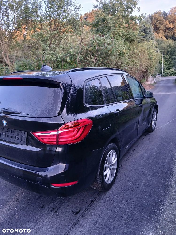 BMW Seria 2 218d Sport-Aut - 15