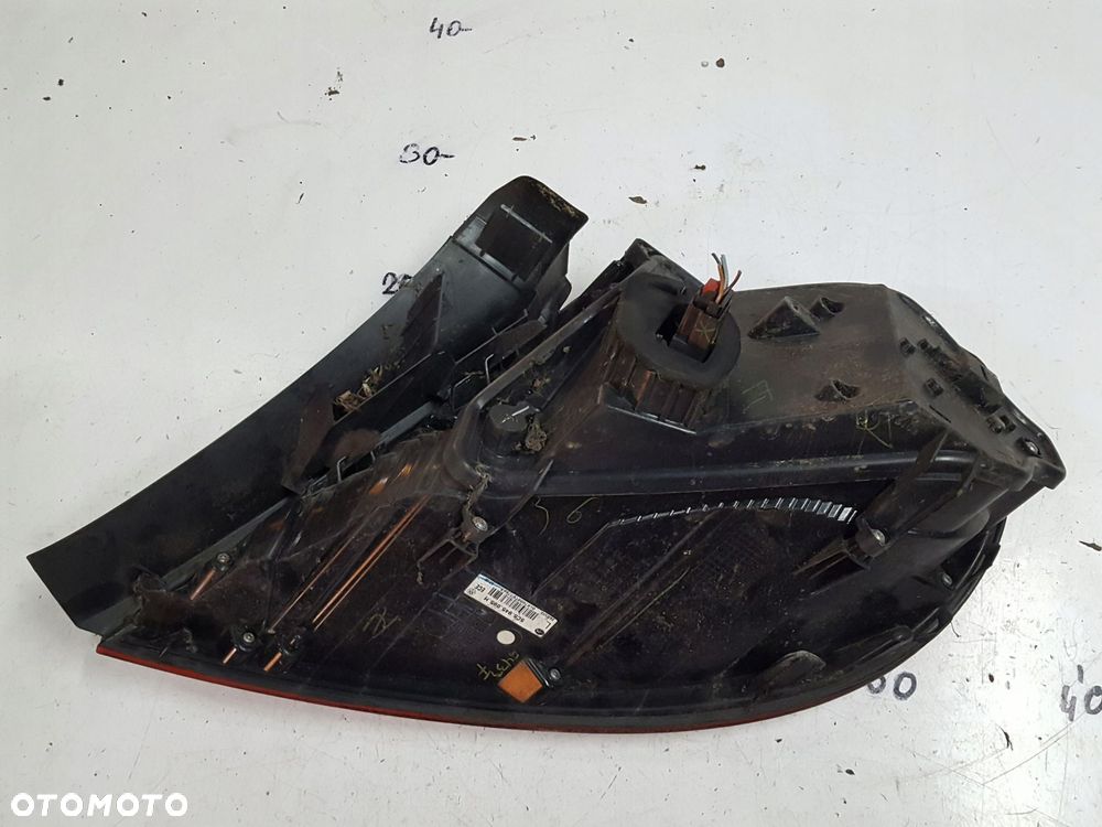 VW BEETLE 5C5 HB 11-18r LAMPA LEWA TYŁ 5C5945095H - 5