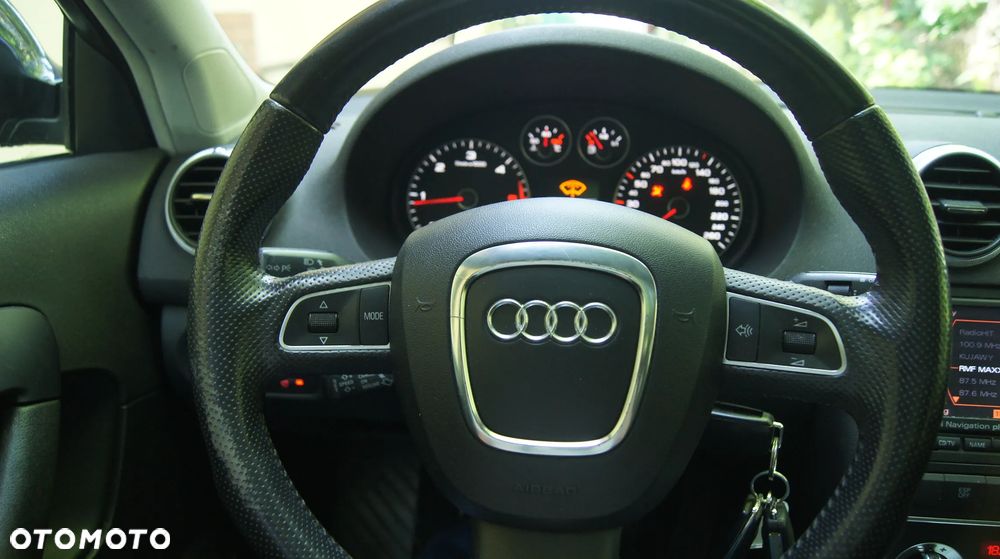 Audi A3 Sportback 2.0 TDI S line Sportpaket plus - 21