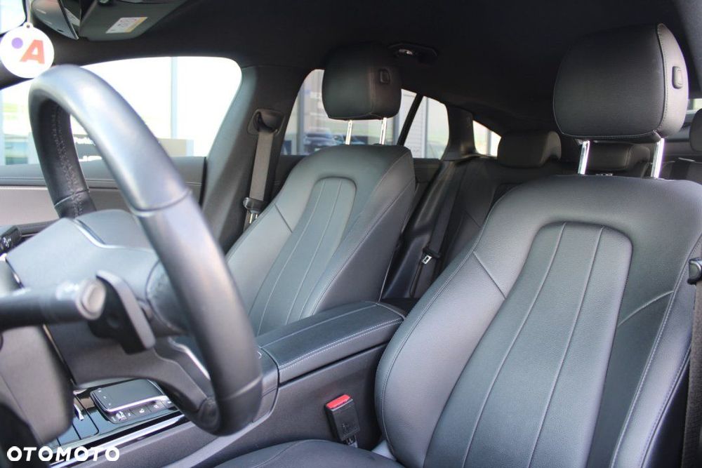 Mercedes-Benz CLA - 16