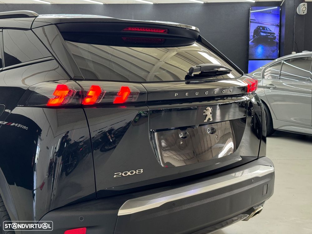 Peugeot 2008 1.2 PureTech Allure EAT8 - 9