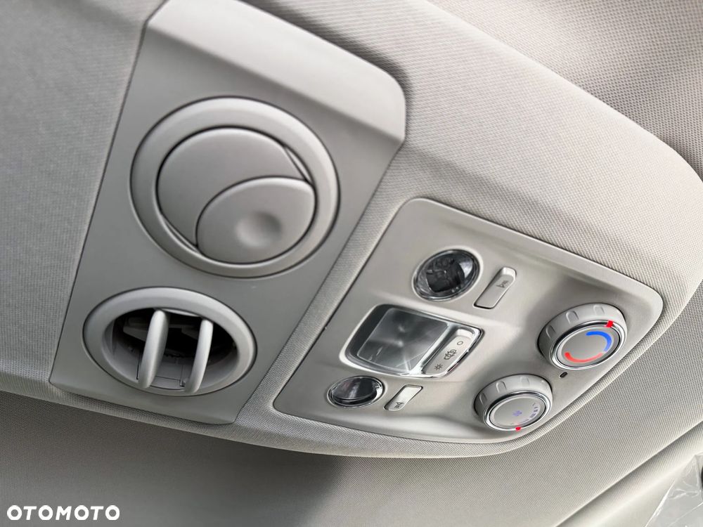 Opel Zafira 2.2 Diesel XL Business - 15