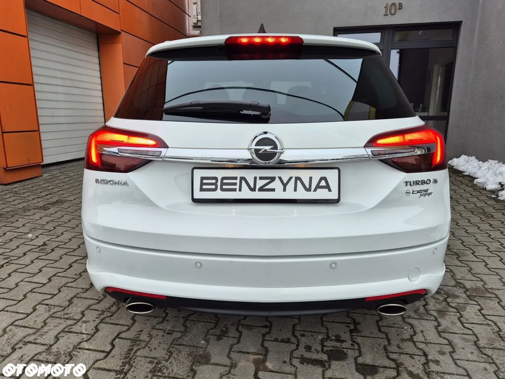 Opel Insignia 2.0 SIDI Turbo 4x4 Innovation - 8