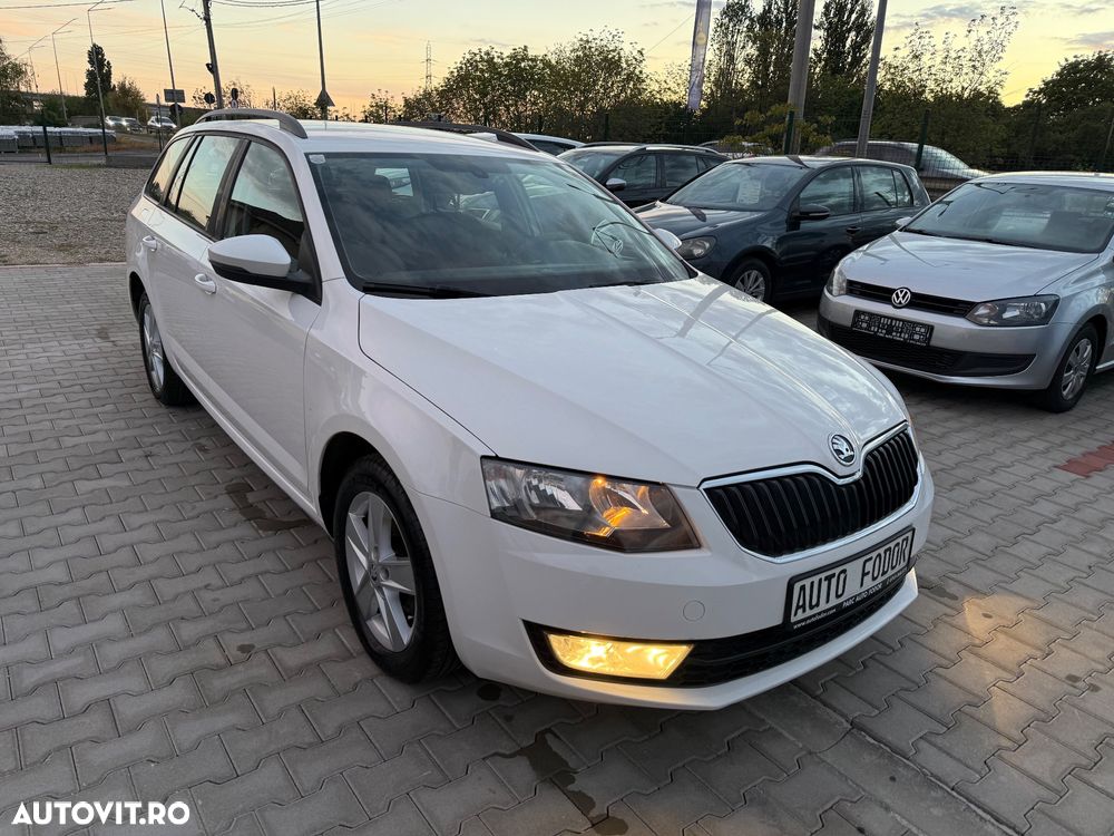 Skoda Octavia 1.6 TDI Green tec 4x4 Elegance - 30