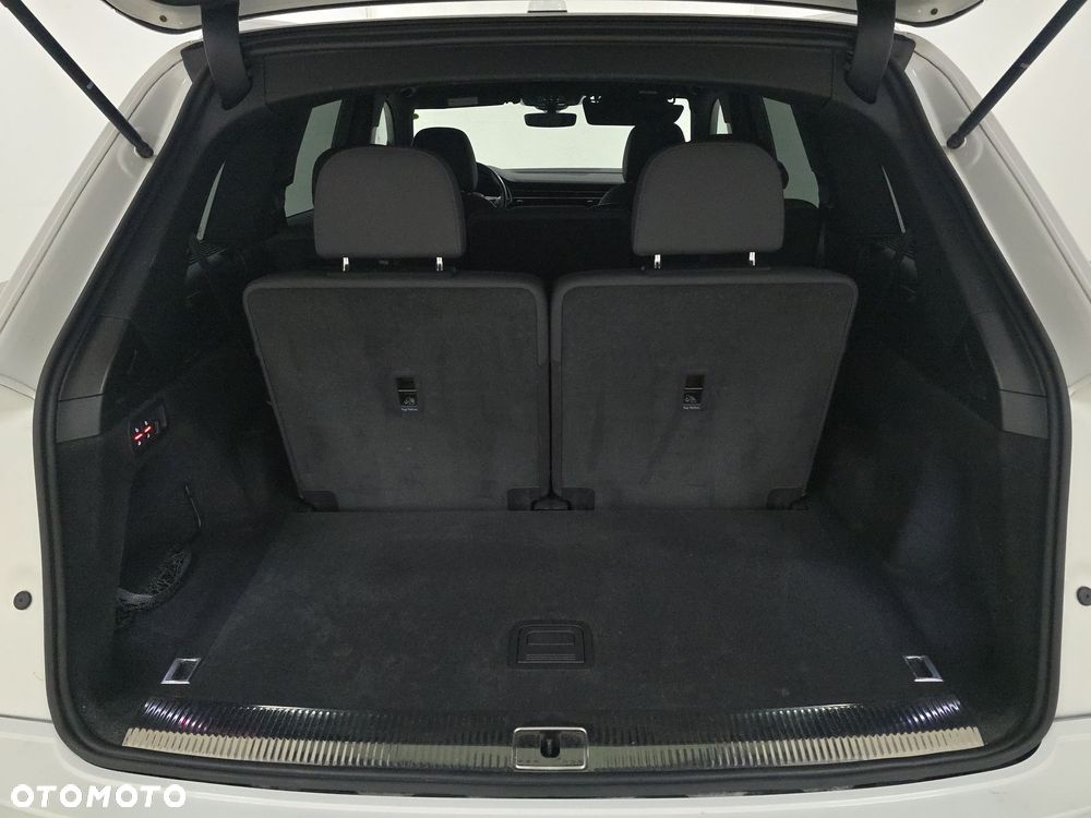 Audi Q7 - 16