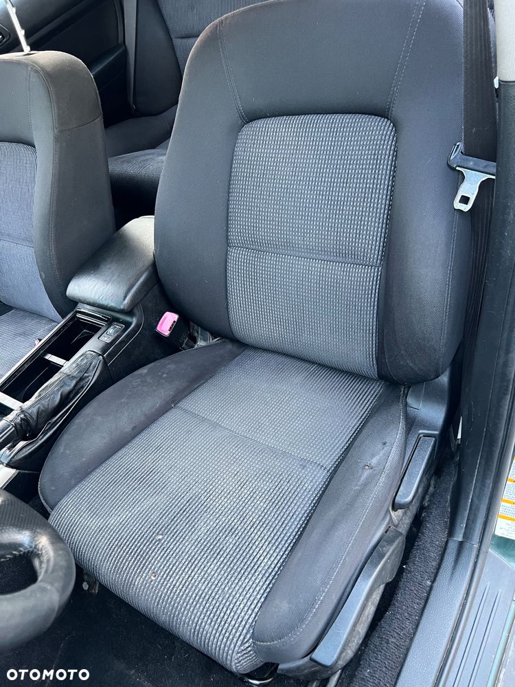 Subaru Legacy 2.5i AT - 11