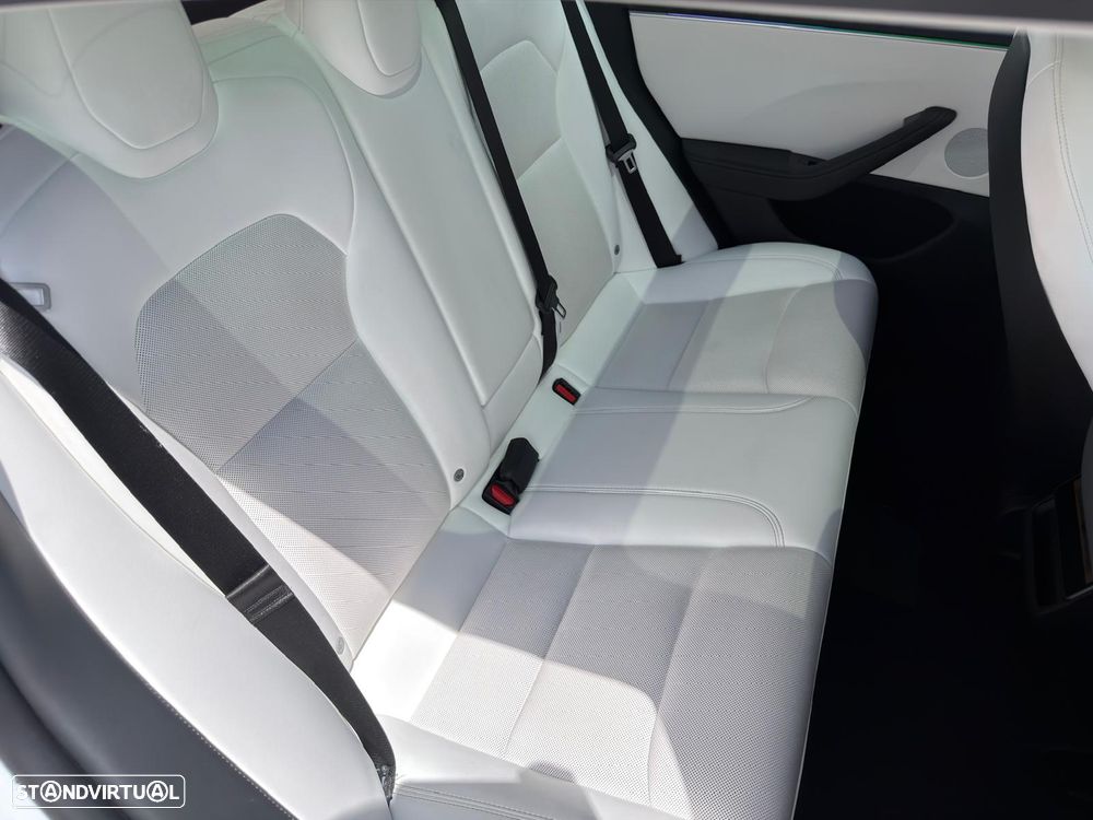 Tesla Model 3 Long Range Tração Integral - 26
