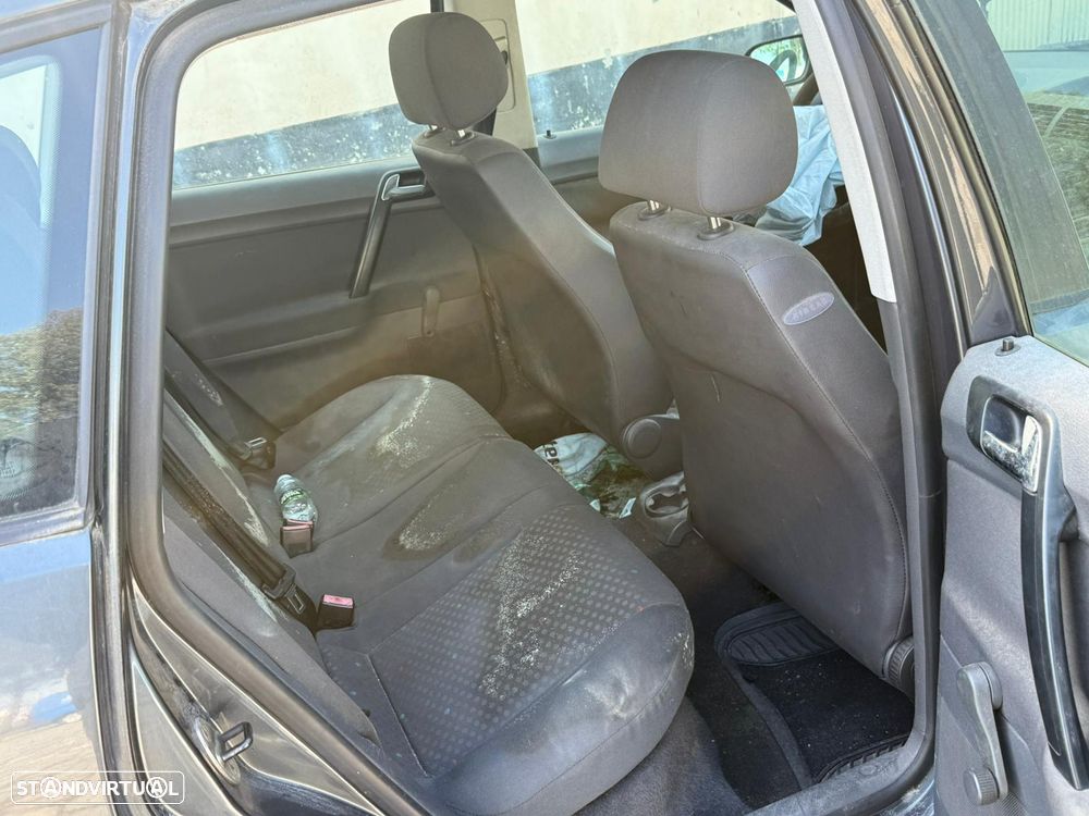 VW Polo 9N 1.2 Gasolina Ano 2003 Para Peças - 5