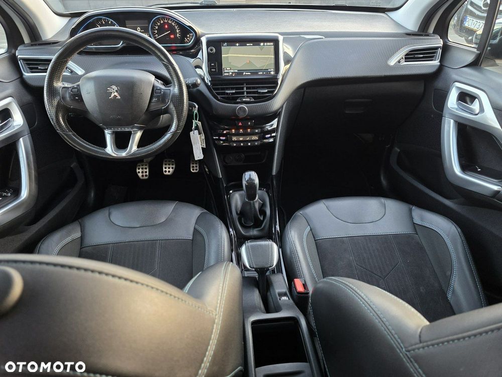 Peugeot 2008 1.2 Pure Tech Crossway S&S - 5