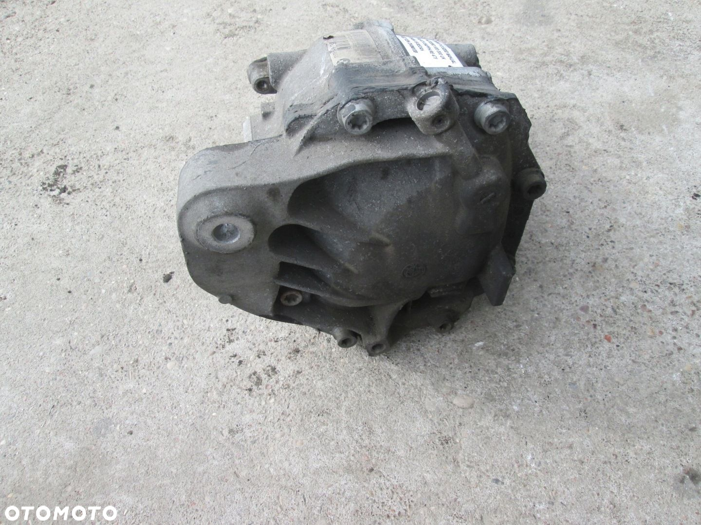BMW F10 F11 520D MOST TYLNY DYFER DYFERENCJAŁ 3.38 - 3