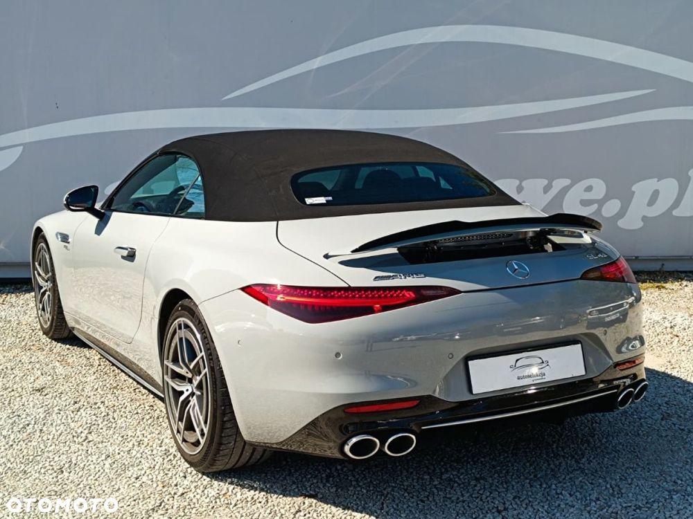 Mercedes-Benz SL - 23