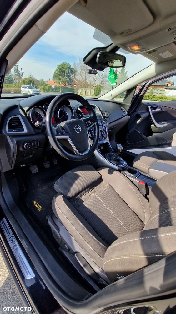 Opel Astra 1.4 T Edition 150 - 22