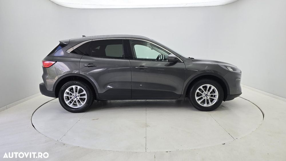Ford Kuga - 5