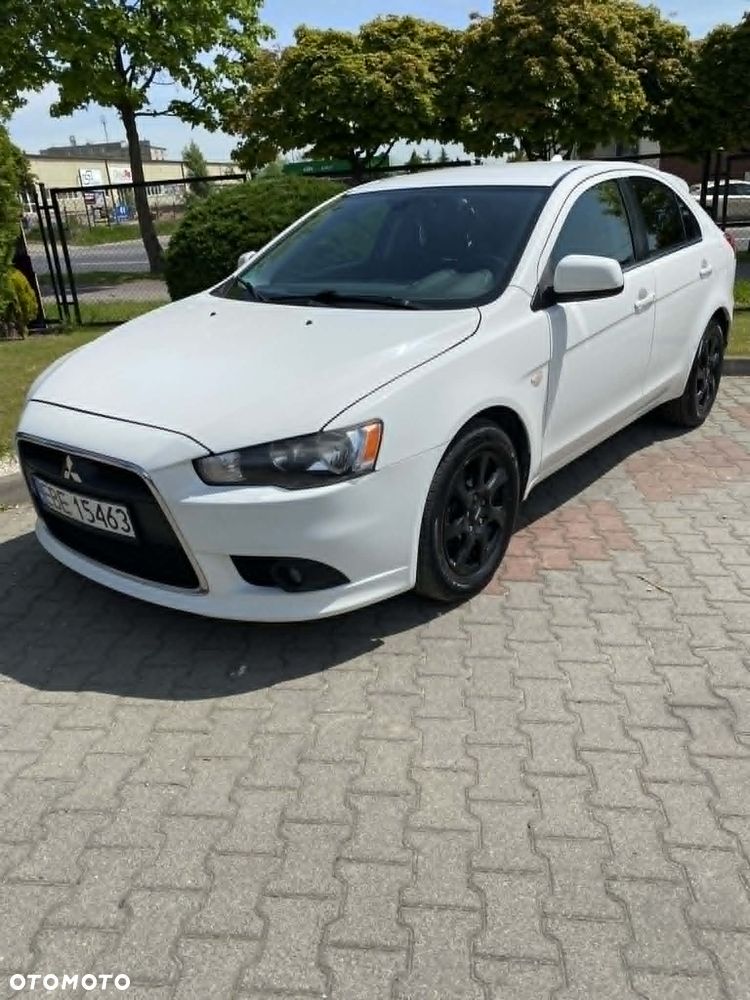 Mitsubishi Lancer - 1