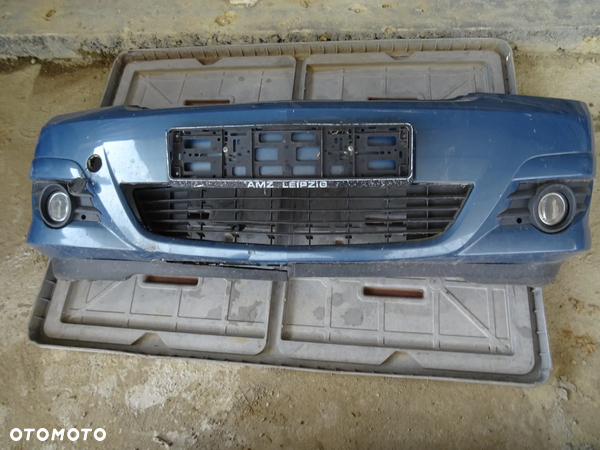 Zderzak przód Opel Meriva A Z21T lift