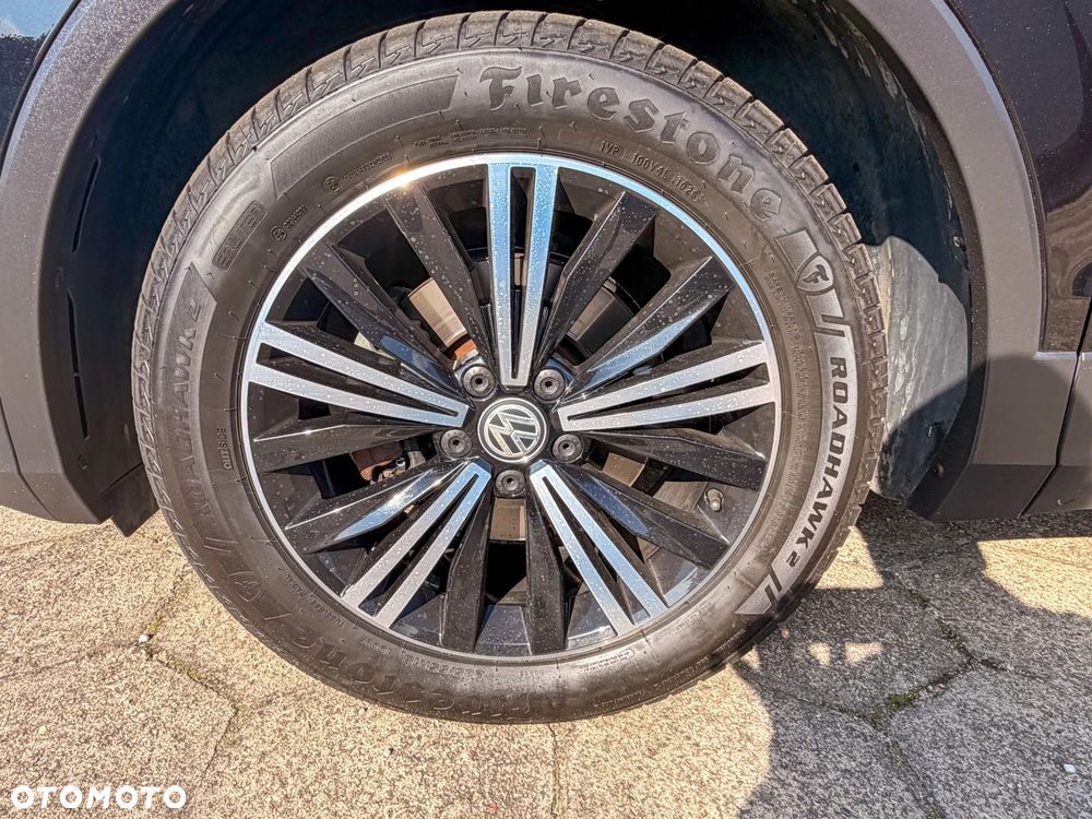 Volkswagen Tiguan - 22
