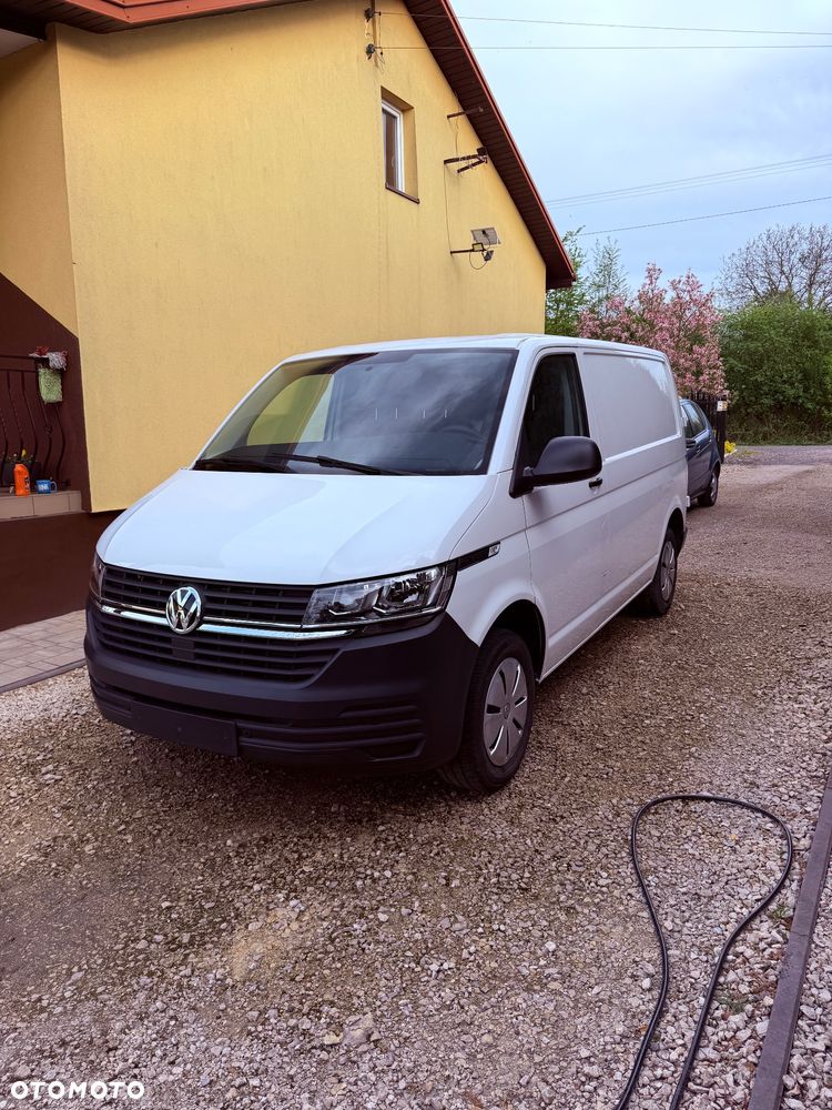 Volkswagen Transporter - 4