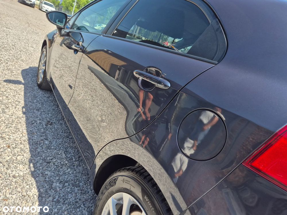 Kia Rio 1.2 Business Line - 23
