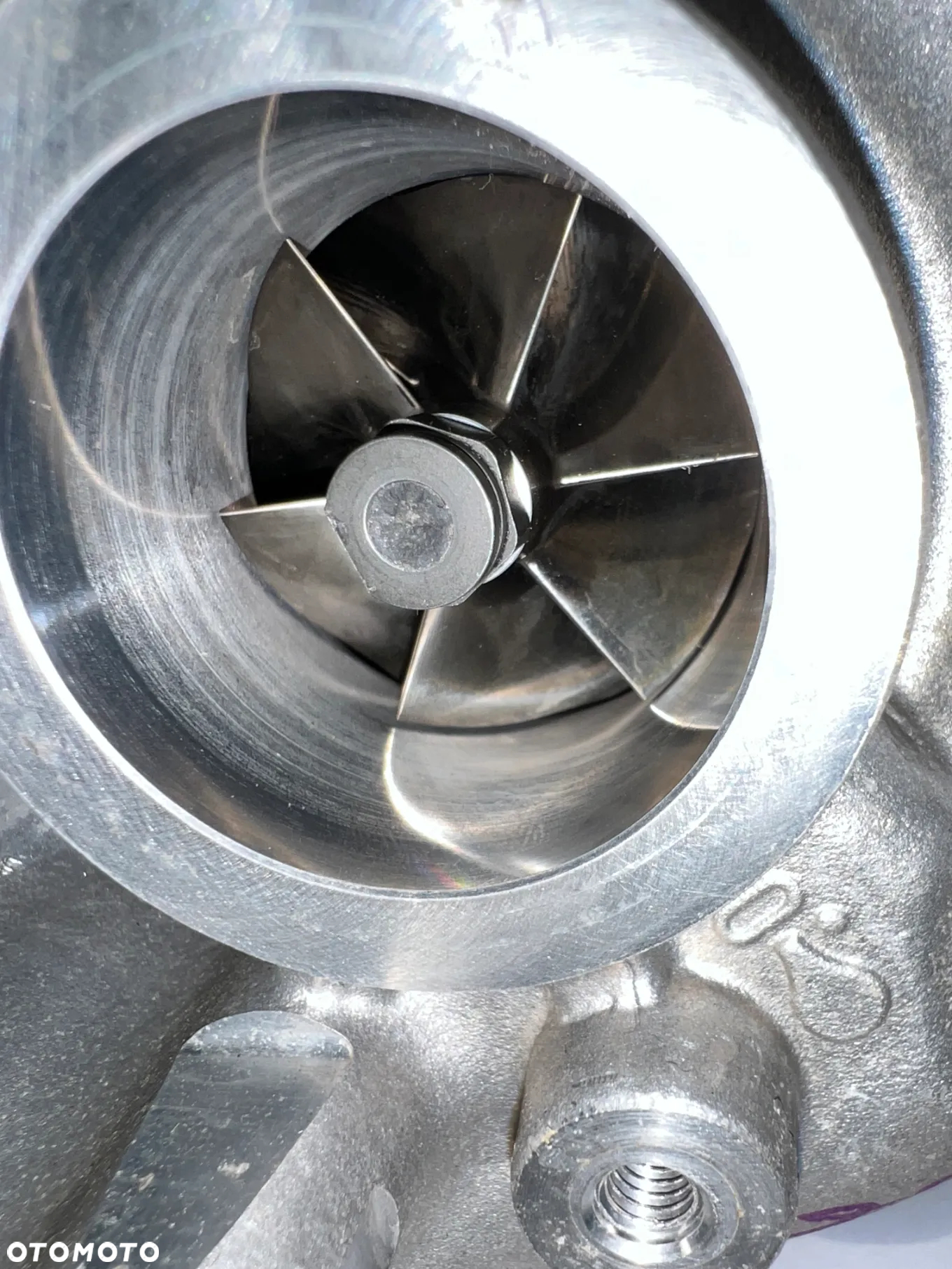 Audi A4 A5 A6 2,0TDi turbina 04L253056L 04L253010L 04L253010S - 6