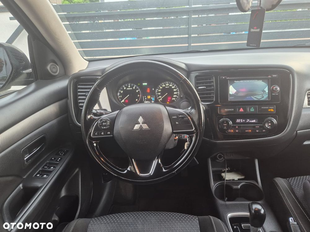 Mitsubishi Outlander 2.4 SE CVT - 7