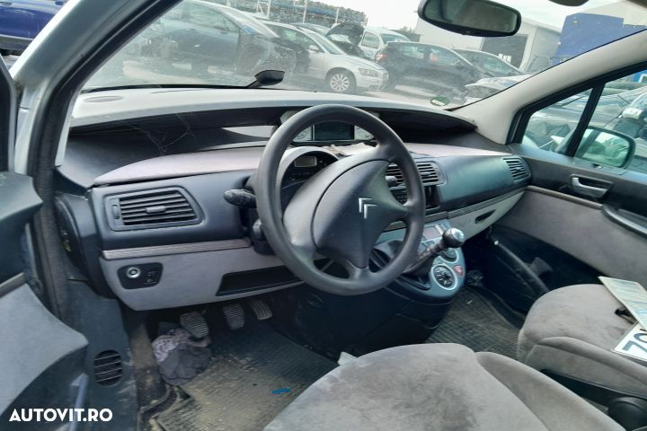 Dezmembrez Citroen C8 1 [2002 - 2008] Minivan 2.0 MT (138 hp) RHR (DW - 5