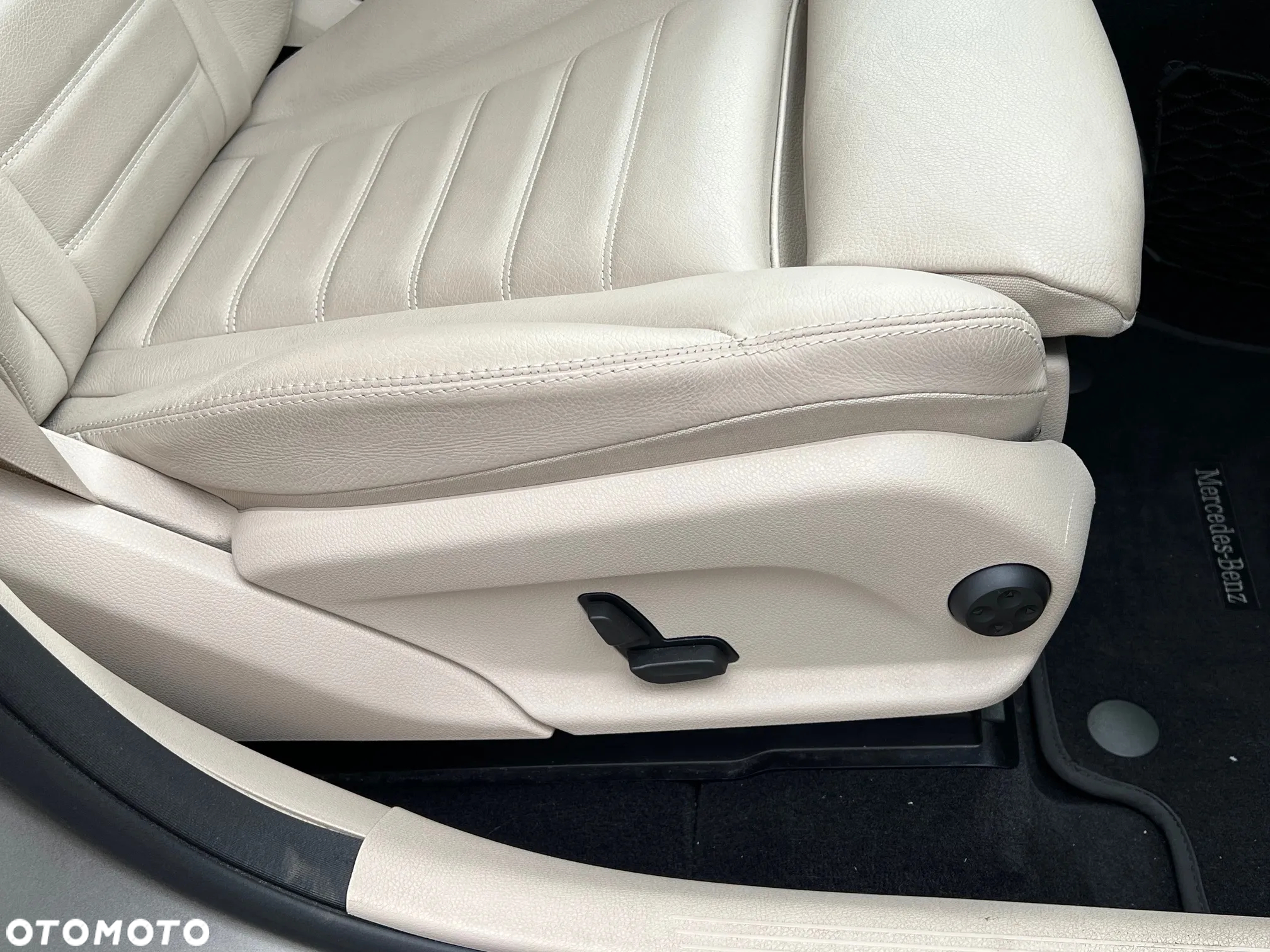 Mercedes-Benz GLC 300 d 4-Matic - 16