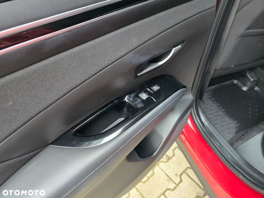 Hyundai Tucson 1.6 T-GDi Executive 2WD - 12