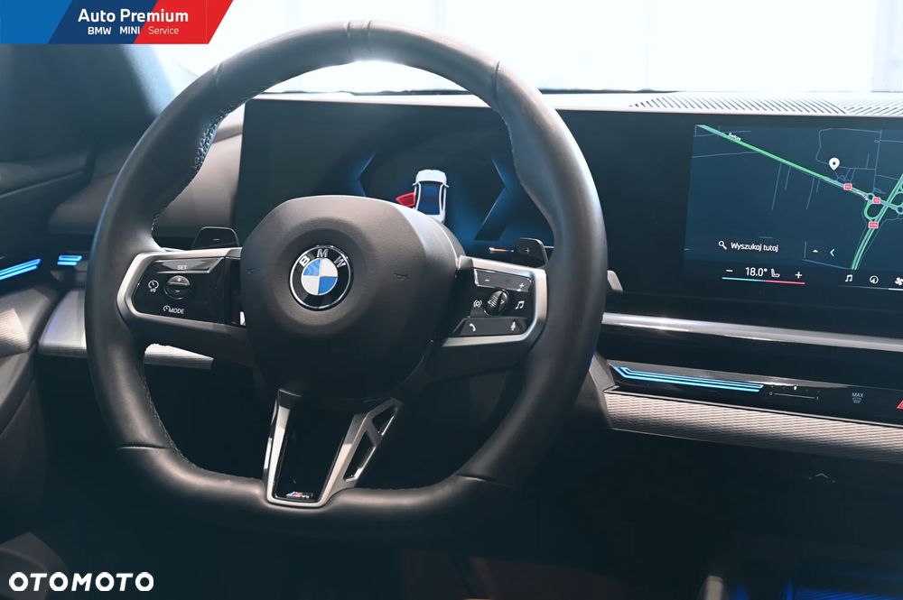 BMW Seria 5 520d xDrive mHEV - 17