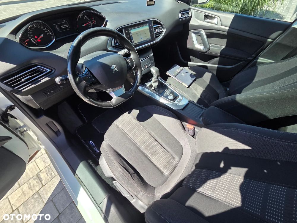 Peugeot 308 BlueHDi 150 Automatik Stop & Start Allure - 13