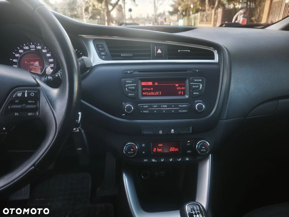Kia Ceed 1.4 CRDi S - 12